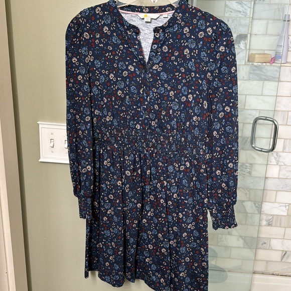 Boden knit dress worn once size 8P - Picture 5 of 5